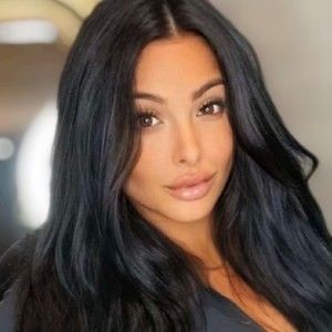 Meet your Posher, Triumph group of